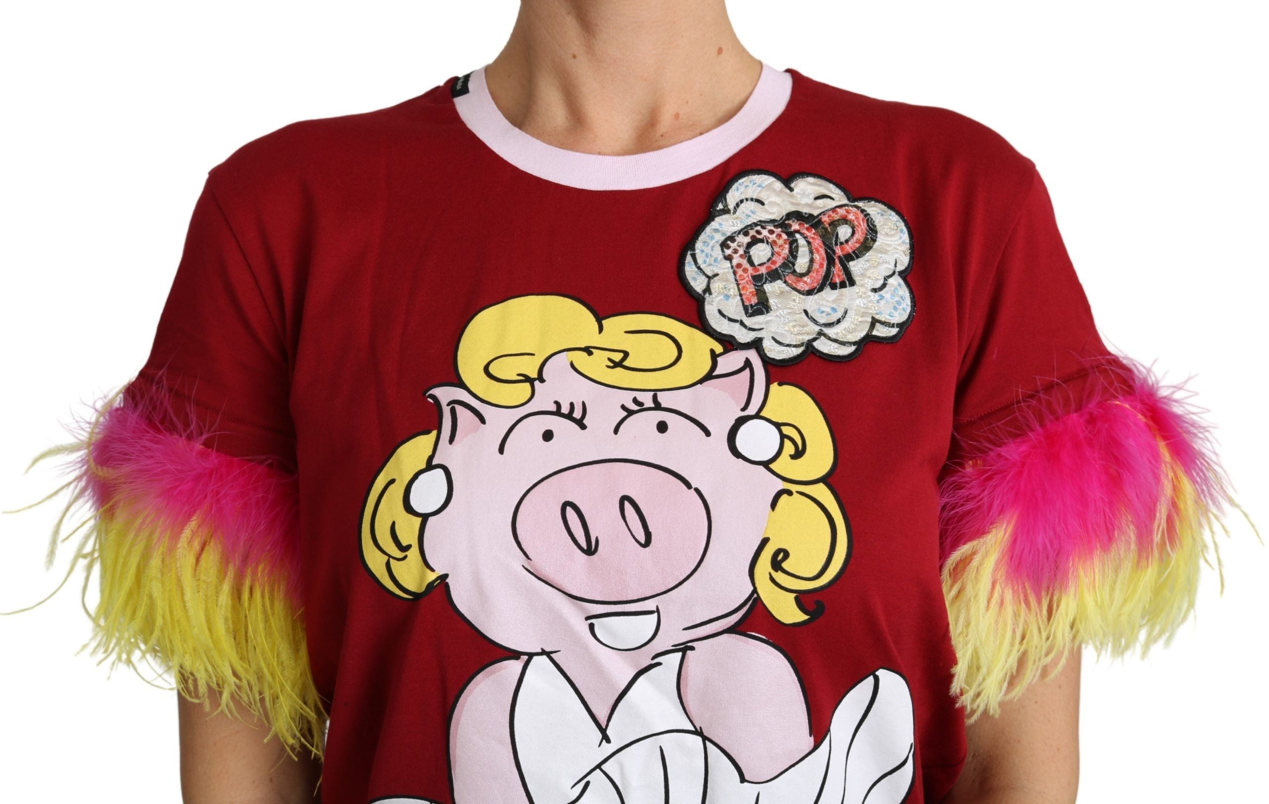 Camiseta con mangas de plumas y estampado de cerdo rojo de Dolce &amp; Gabbana