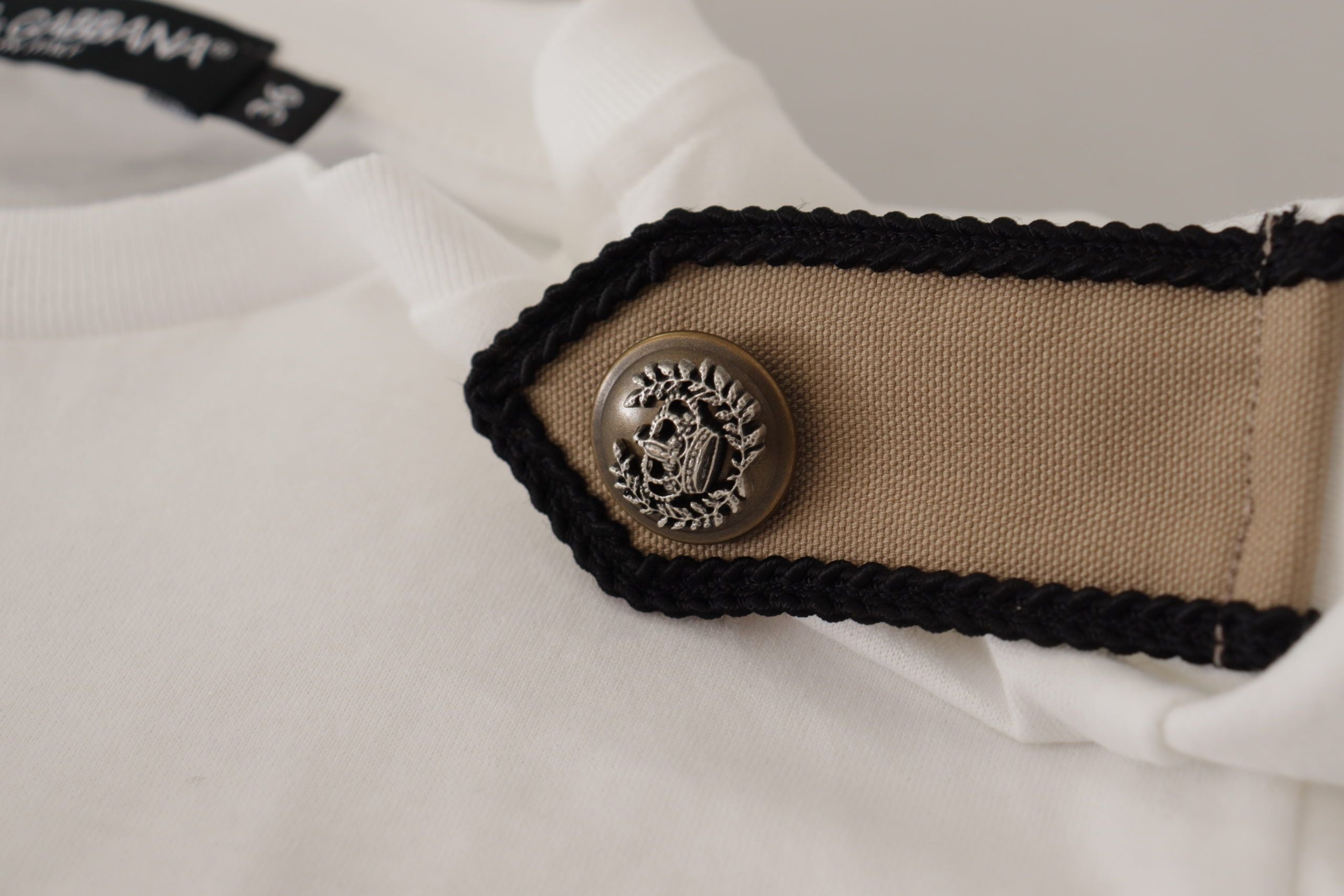 Camiseta de algodón con cuello redondo y rosas blancas y negras de Dolce &amp; Gabbana