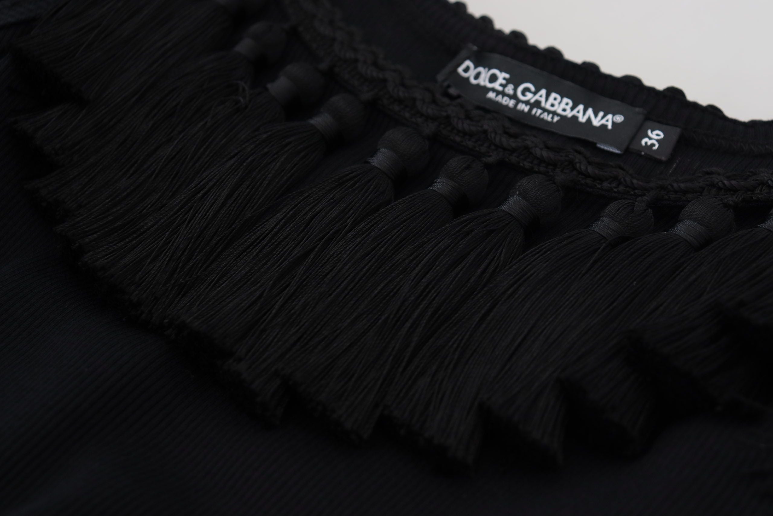 Blusa negra de tirantes Dolce &amp; Gabbana, blusa de algodón con borlas