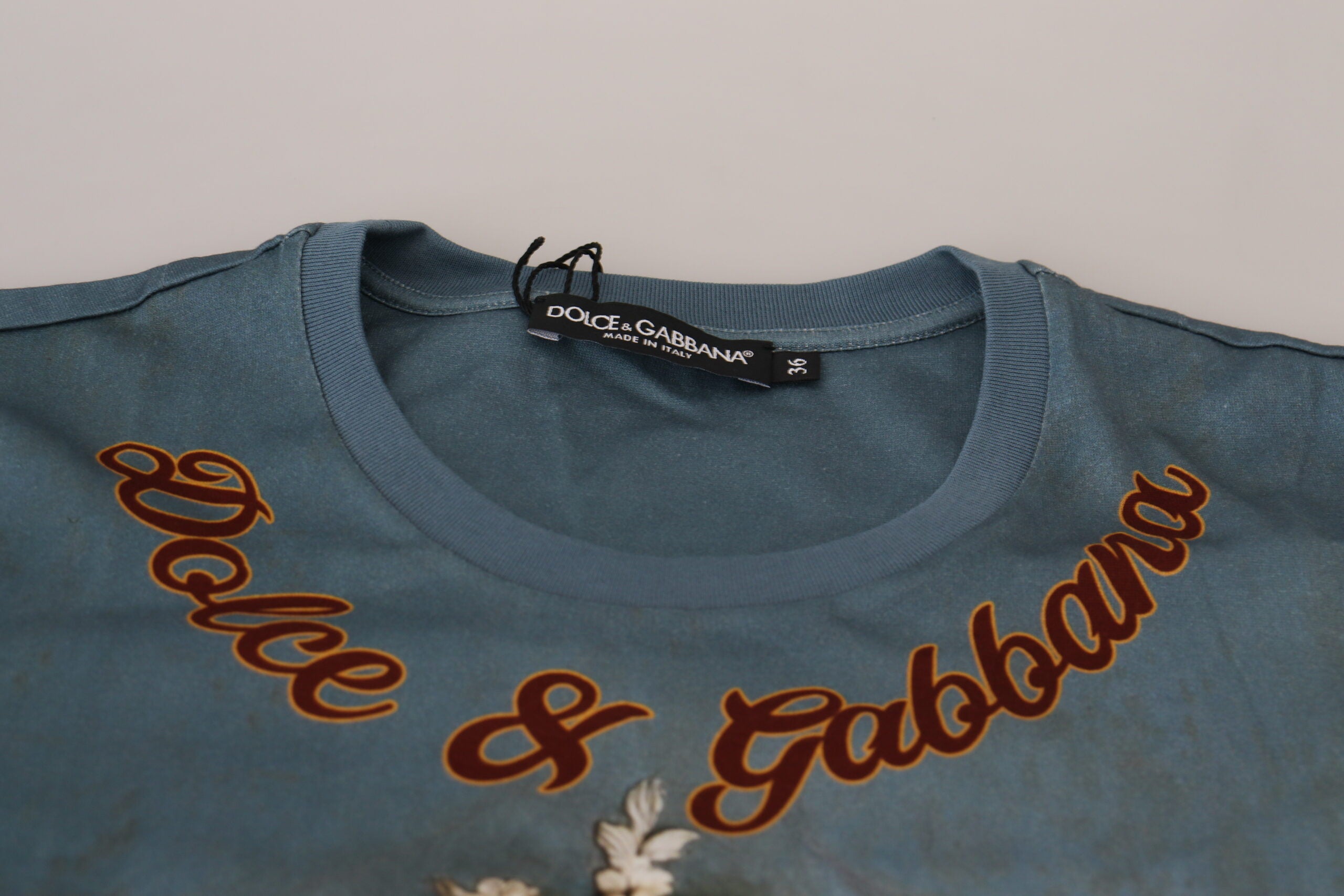 Camisa con estampado de ángel y logotipo DG multicolor de Dolce &amp; Gabbana