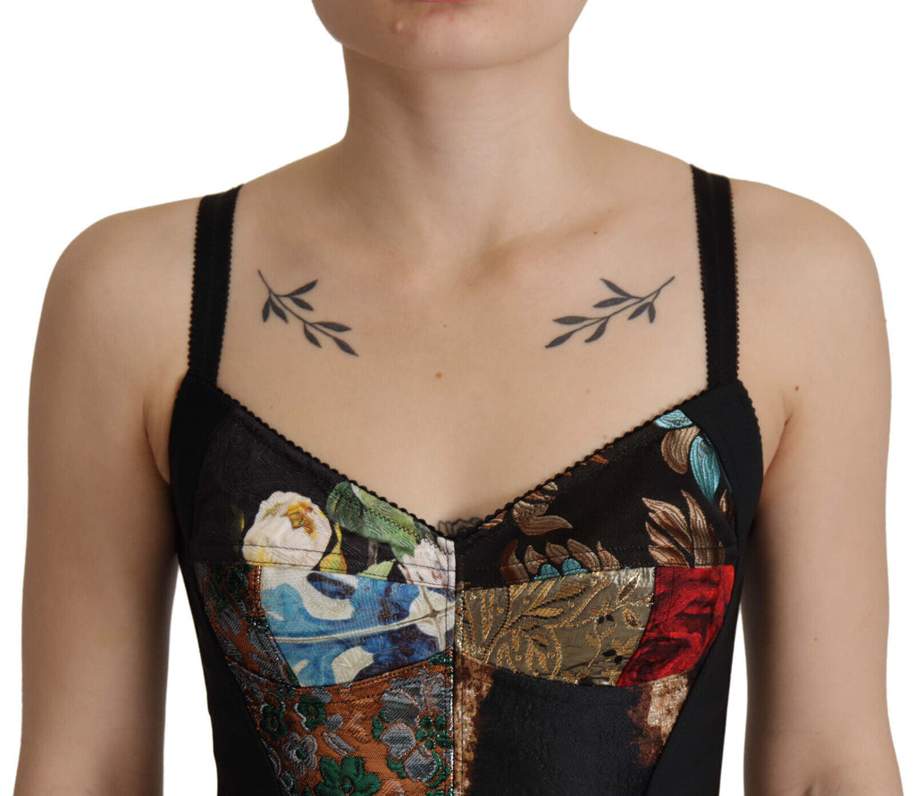 Blusa Siciliana con patchwork negro y top corto con corsé de Dolce &amp; Gabbana