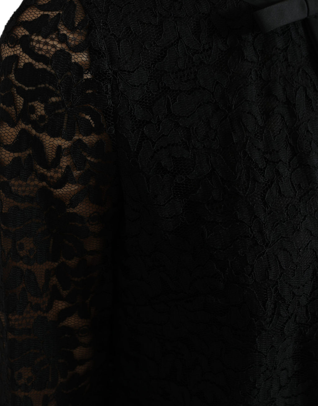 Blusa negra STAFF de Dolce &amp; Gabbana con encaje floral y parte superior de nailon