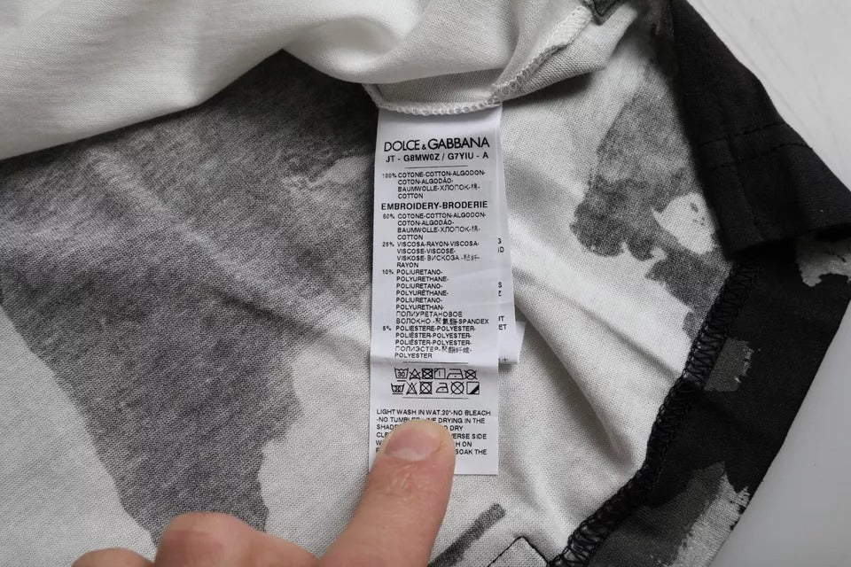 Camiseta de cuello redondo con estampado de camuflaje blanco y negro de Dolce &amp; Gabbana