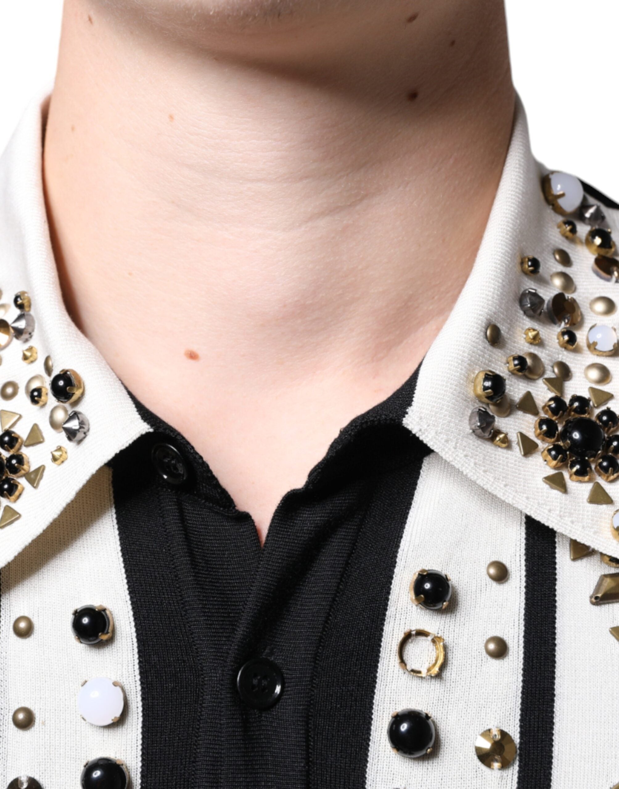 Camisa de seda blanca y negra con cristales de piedra tachonados de Dolce &amp; Gabbana