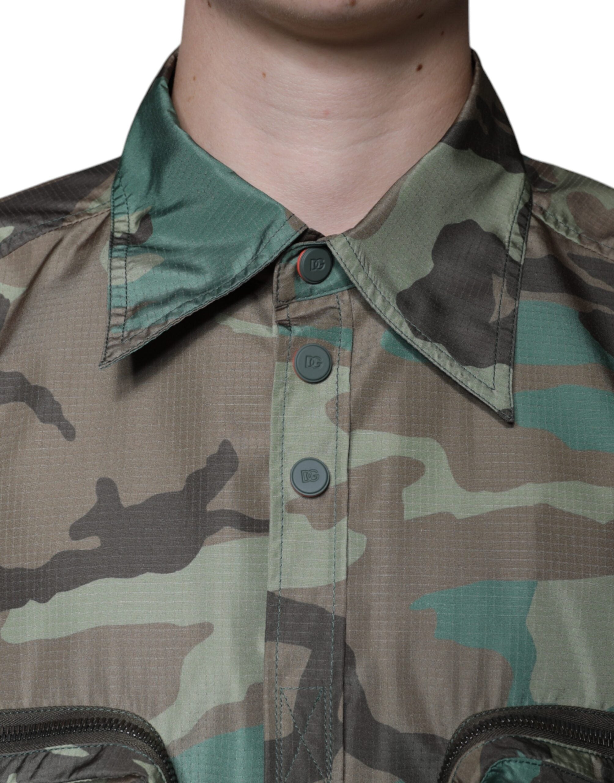 Camisa de botones con estampado de camuflaje multicolor de Dolce &amp; Gabbana