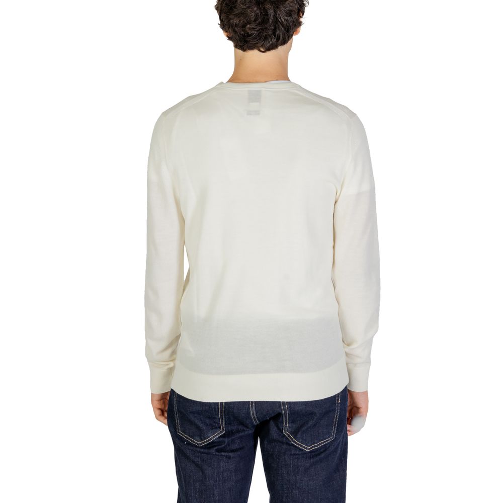 Ropa deportiva de lana reciclada color crema de Calvin Klein