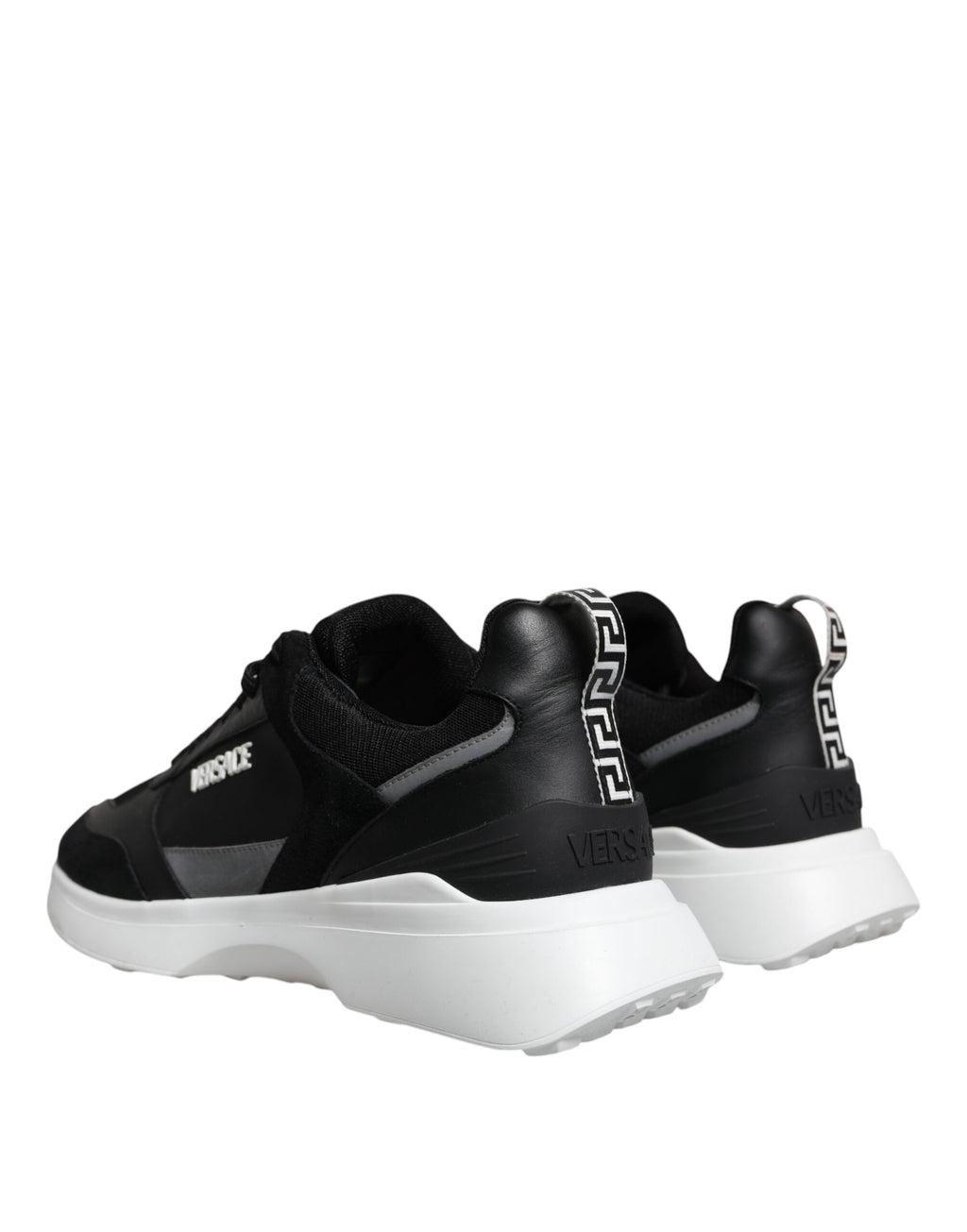 Zapatillas bajas Versace de lona negra con tejido cuádruple Medusa