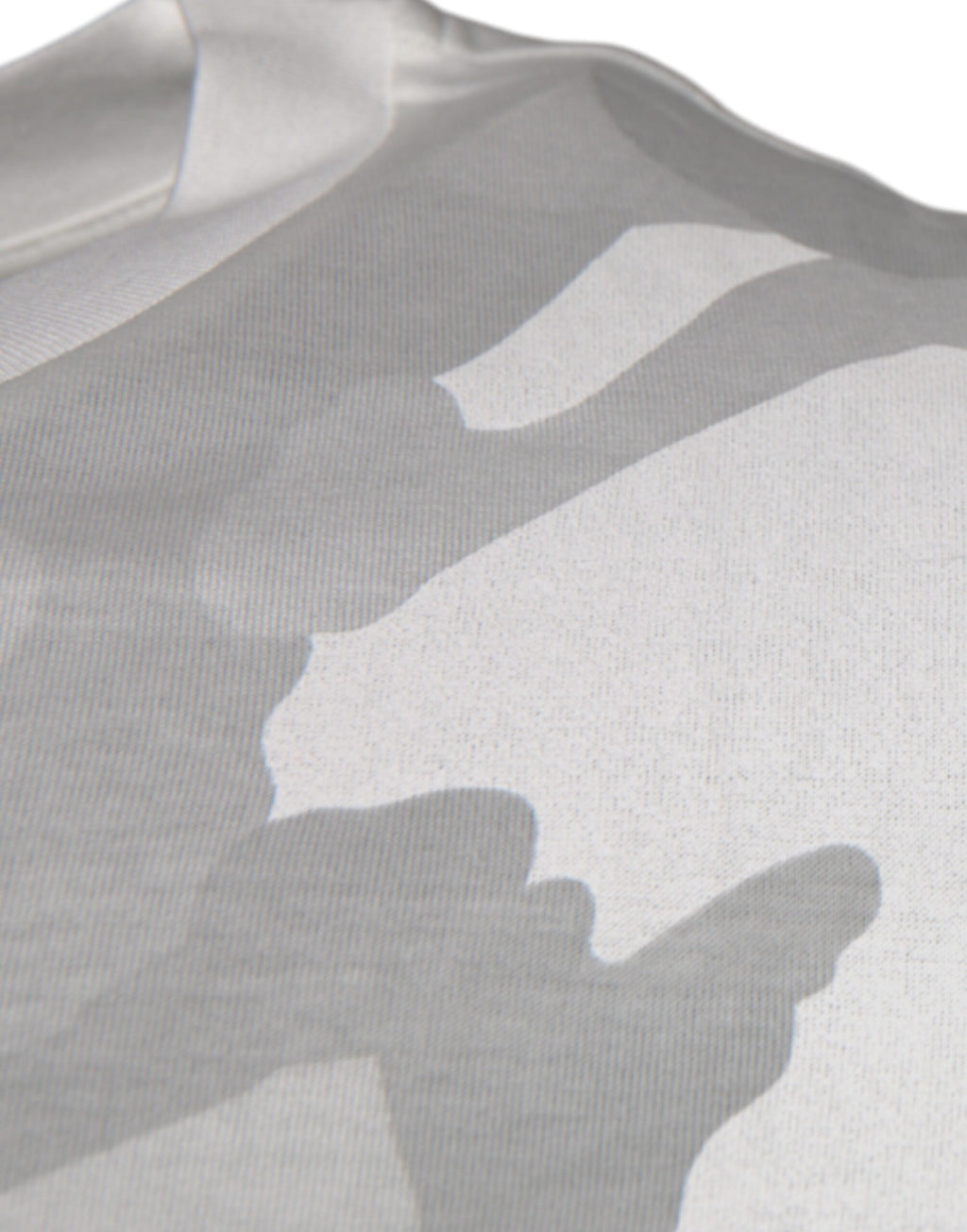 Camiseta de algodón con cuello redondo y estampado de camuflaje blanco y gris de Dolce &amp; Gabbana