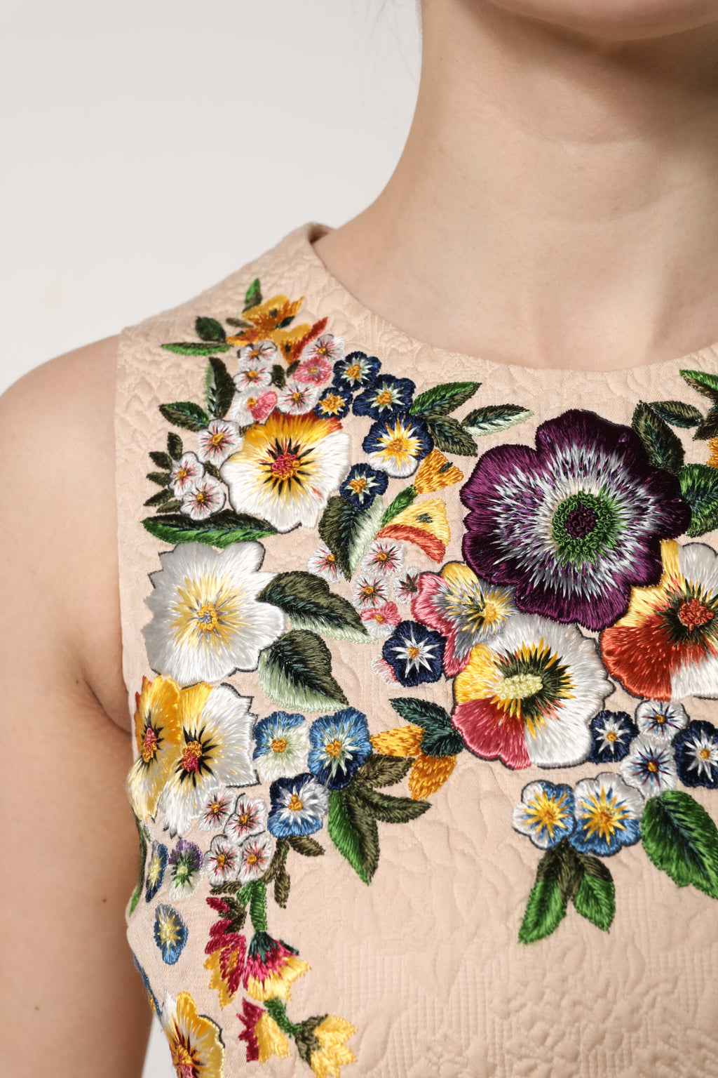 Camiseta sin mangas con bordado floral beige de Dolce &amp; Gabbana